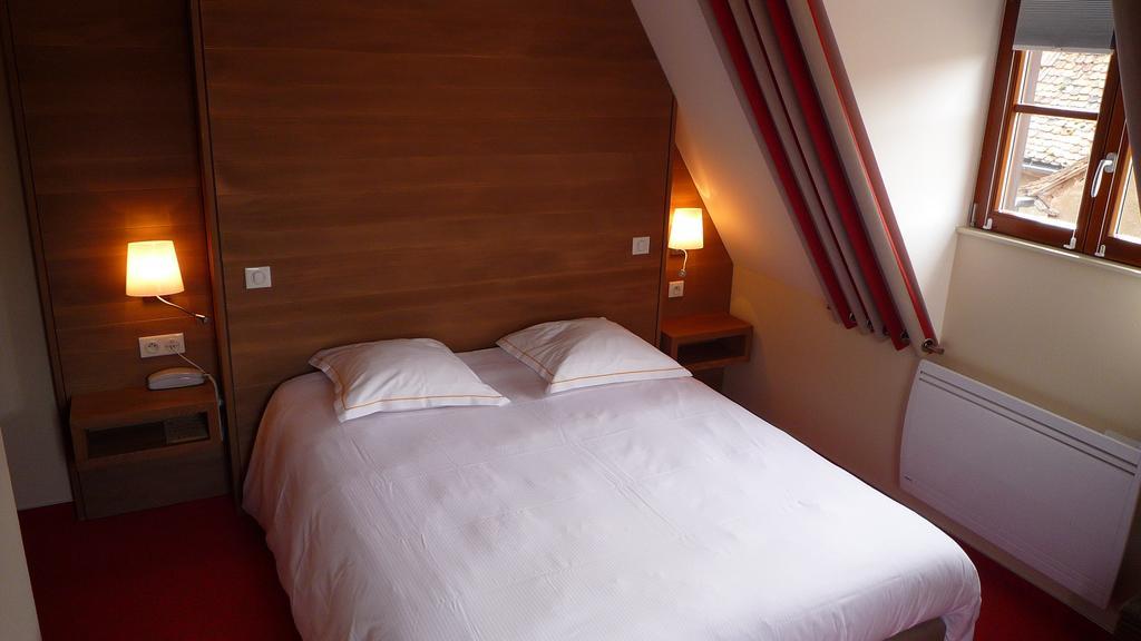 Hotel Winzenberg Blienschwiller 객실 사진